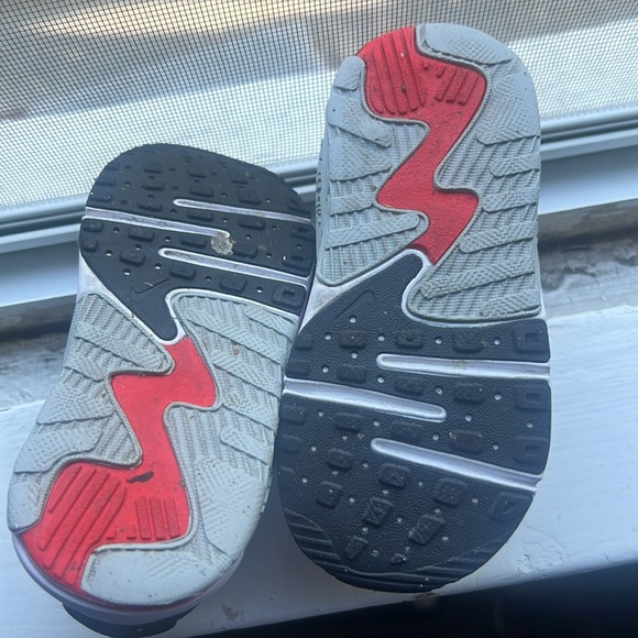 Nike Airmax - Picture 2 of 4